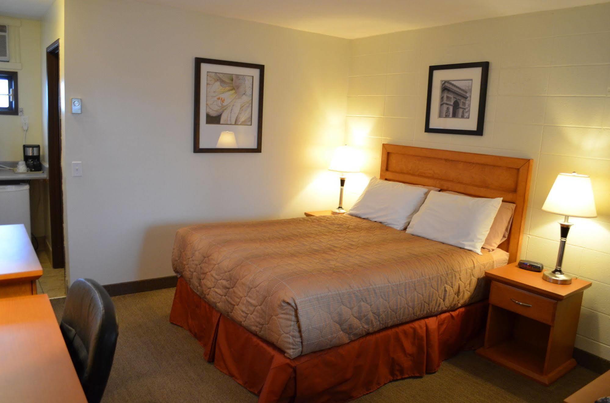 Fortune Motel Kamloops Esterno foto